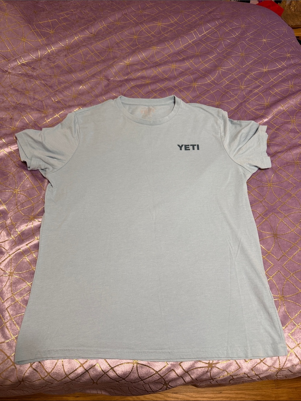 💥 YETI Men's Light Gray Logo T-Shirt